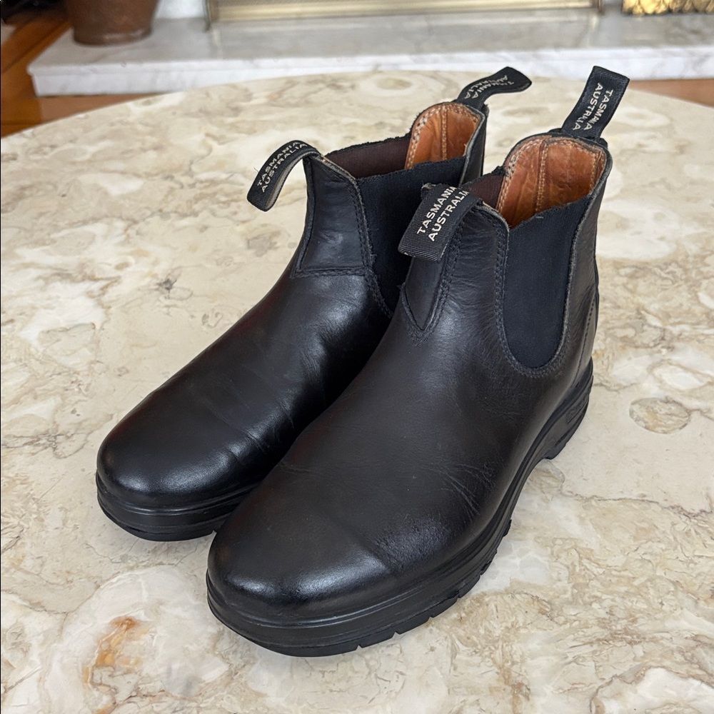 Blundstone Classic 558 Leather Chelsea Boots - Picture 3 of 14